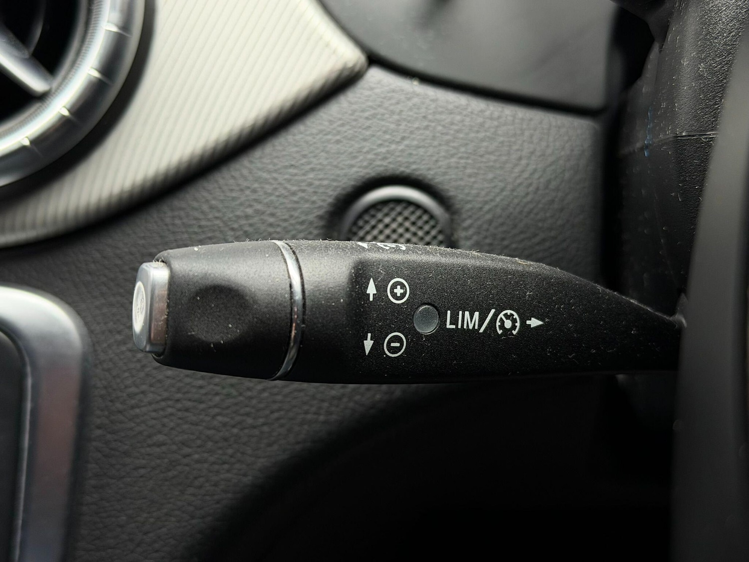 Used Mercedes-Benz CLA 2015 for sale - 77909350: Photo 32