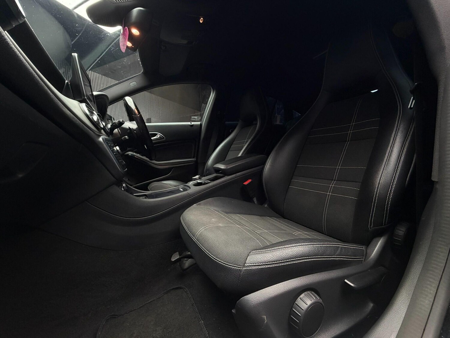 Used Mercedes-Benz CLA 2015 for sale - 77909350: Photo 61