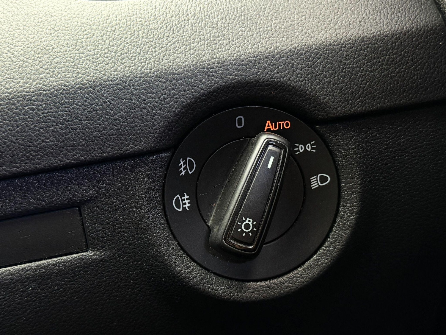 Used Skoda Octavia 2013 for sale - 77376648: Photo 23