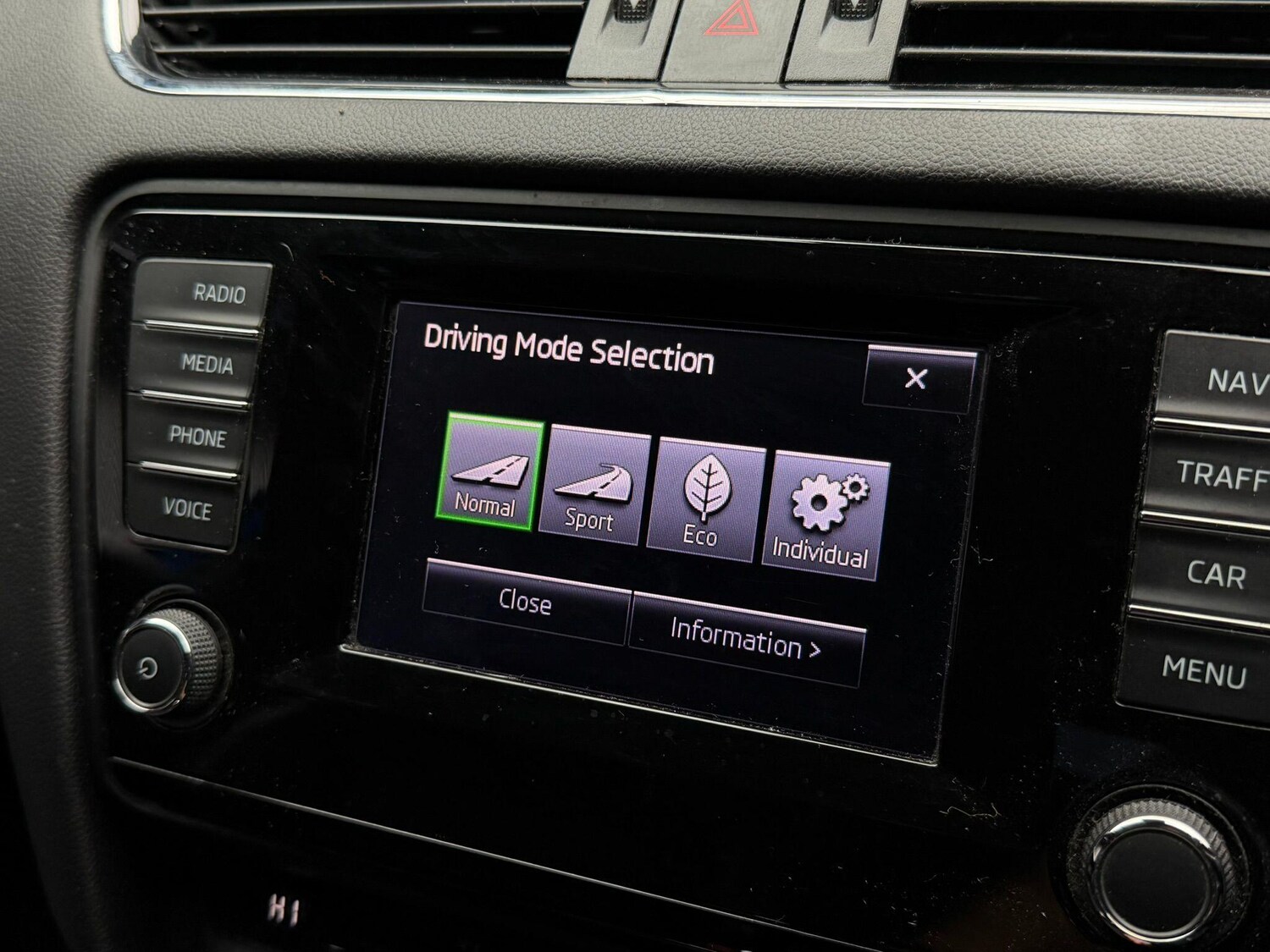 Used Skoda Octavia 2013 for sale - 77376648: Photo 42