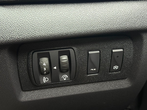 Used Renault Megane 2014 for sale - 76318200: Photo 29