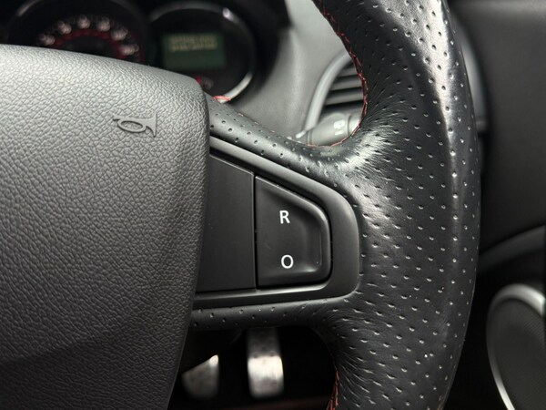 Used Renault Megane 2014 for sale - 76318200: Photo 38