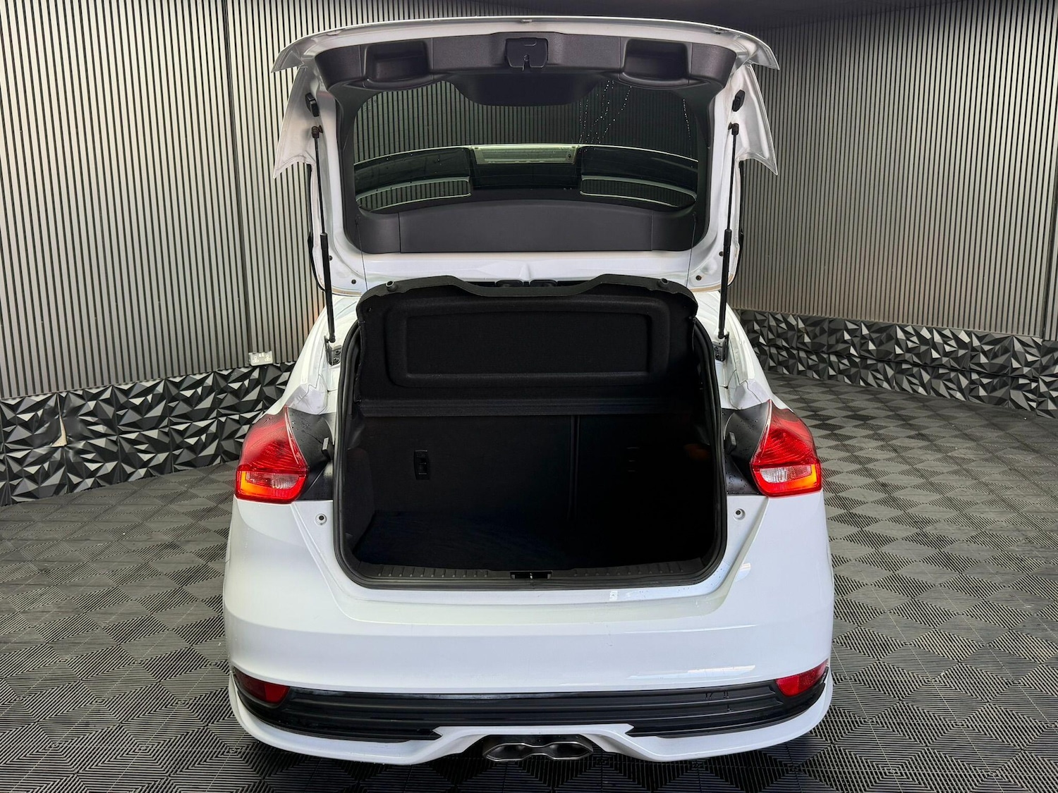 Used Ford Focus 2015 for sale - 77646733: Photo 50