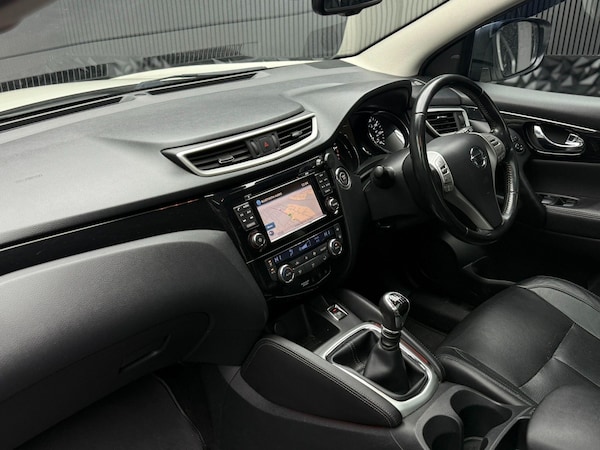 Used Nissan Qashqai 2015 for sale - 76318128: Photo 19