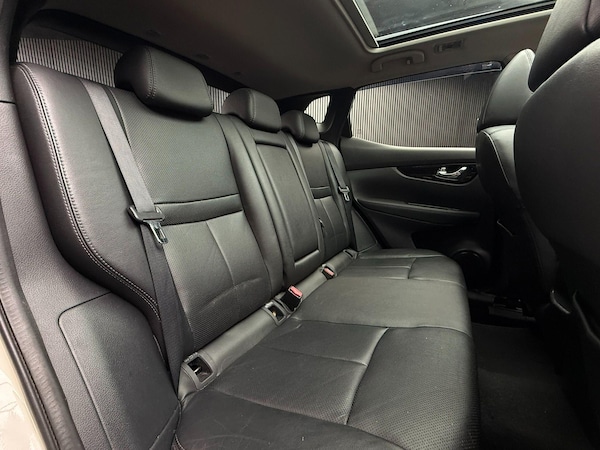 Used Nissan Qashqai 2015 for sale - 76318128: Photo 22