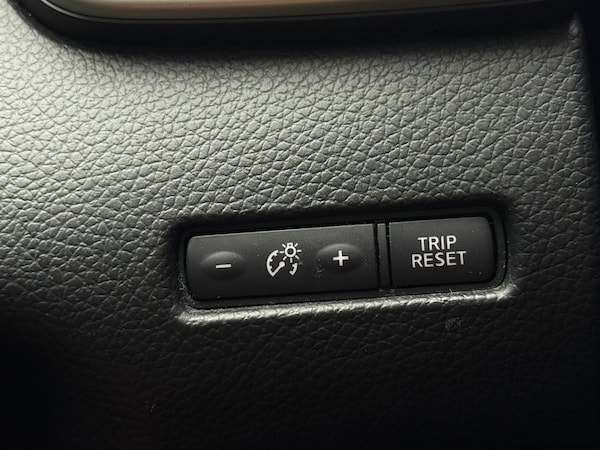 Used Nissan Qashqai 2015 for sale - 76318128: Photo 27
