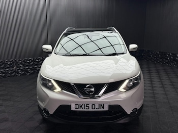 Used Nissan Qashqai 2015 for sale - 76318128: Photo 3