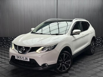 Used Nissan Qashqai 2015 for sale - 76318128: Photo 4