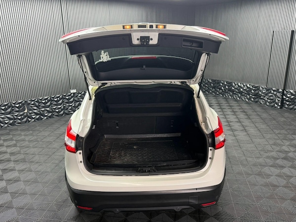 Used Nissan Qashqai 2015 for sale - 76318128: Photo 57