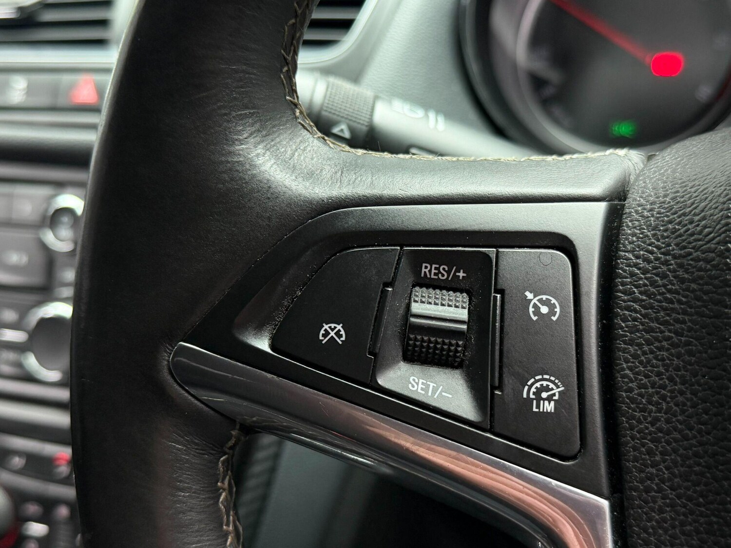 Used Vauxhall Mokka 2014 for sale - 77909014: Photo 34