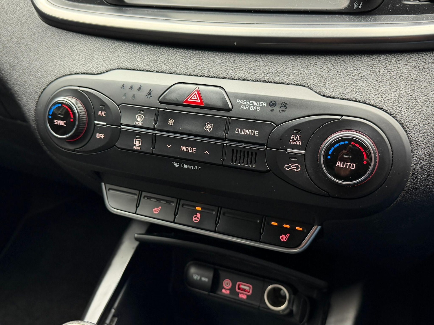 Used Kia Sorento 2015 for sale - 77376673: Photo 27