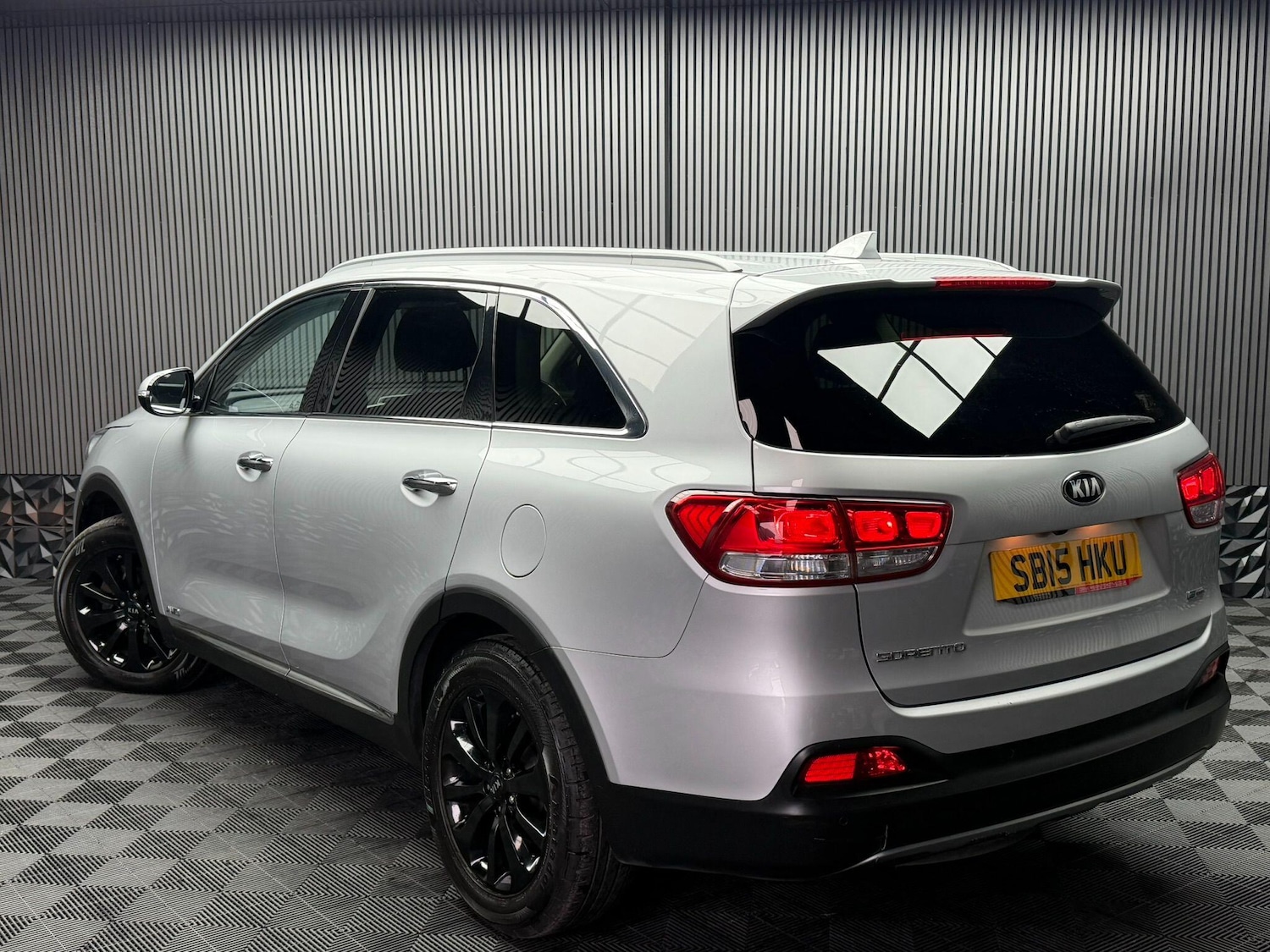 Used Kia Sorento 2015 for sale - 77376673: Photo 5