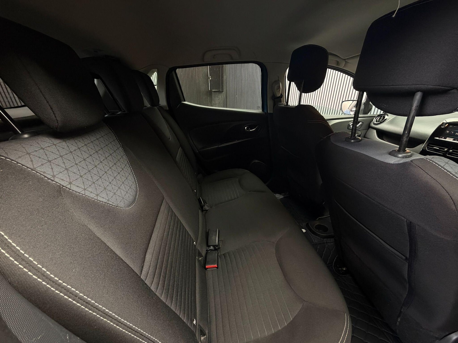 Used Renault Clio for sale - 78135498: Photo 25