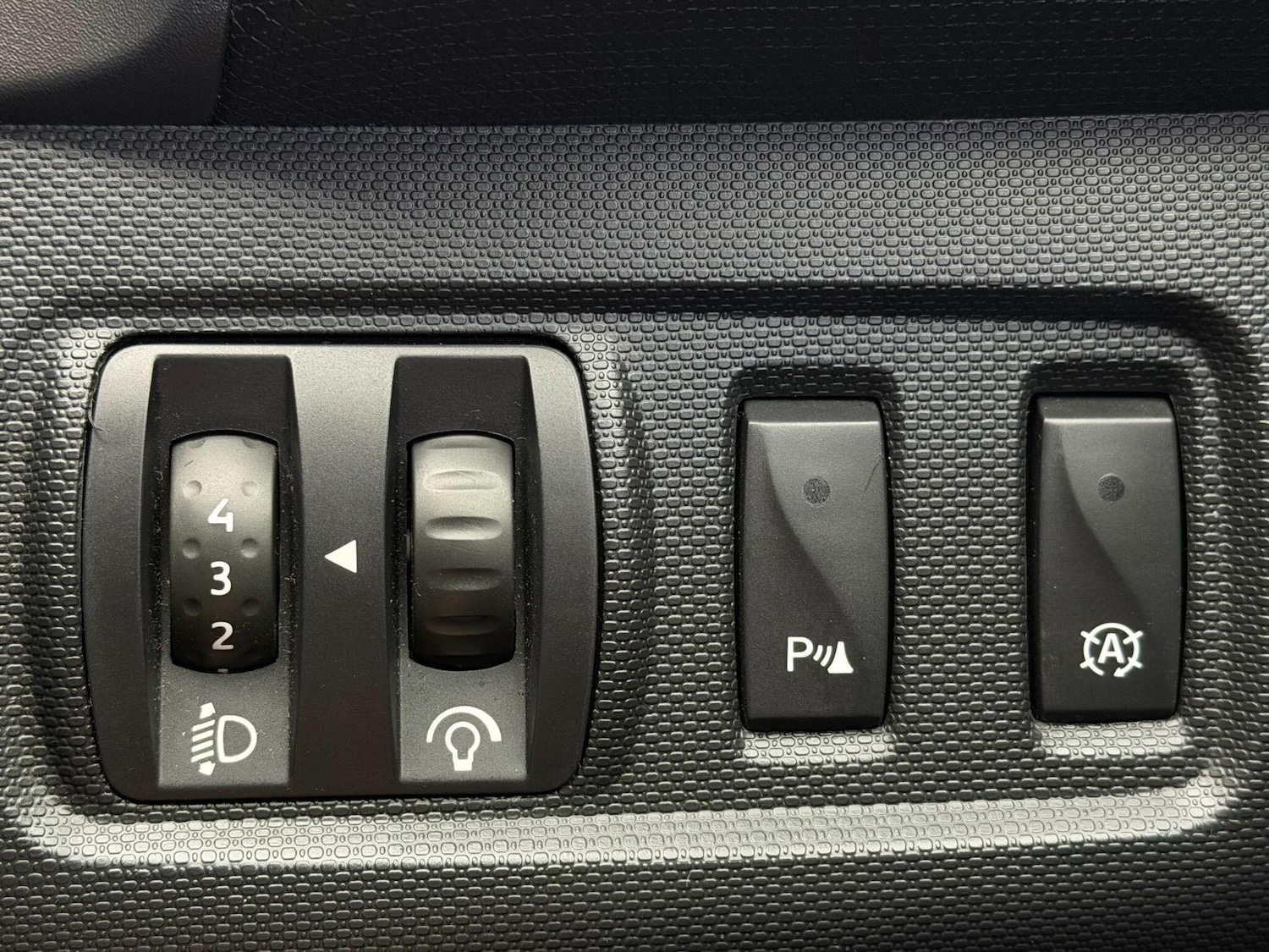 Used Renault Clio for sale - 78135498: Photo 27