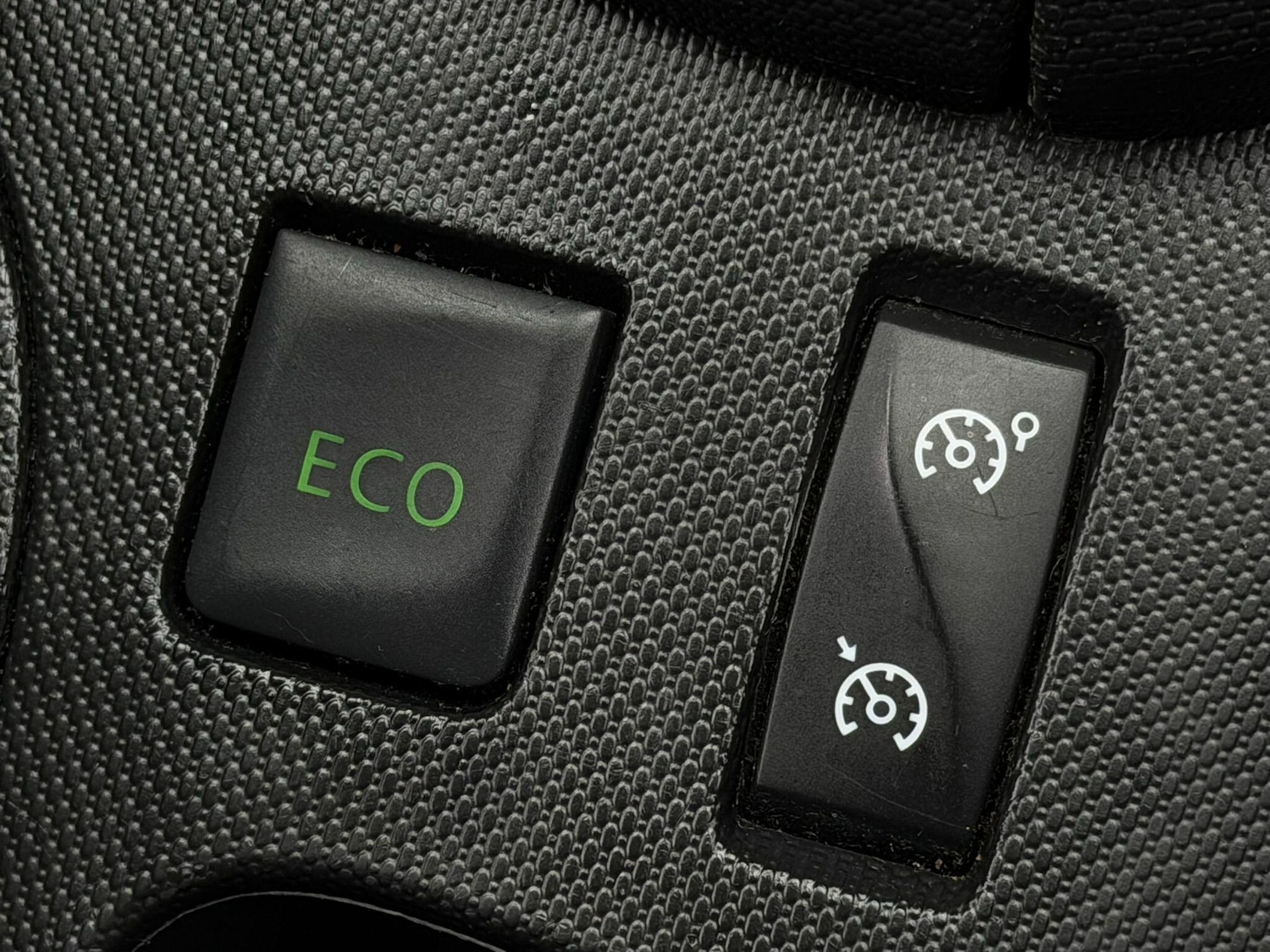 Used Renault Clio for sale - 78135498: Photo 36