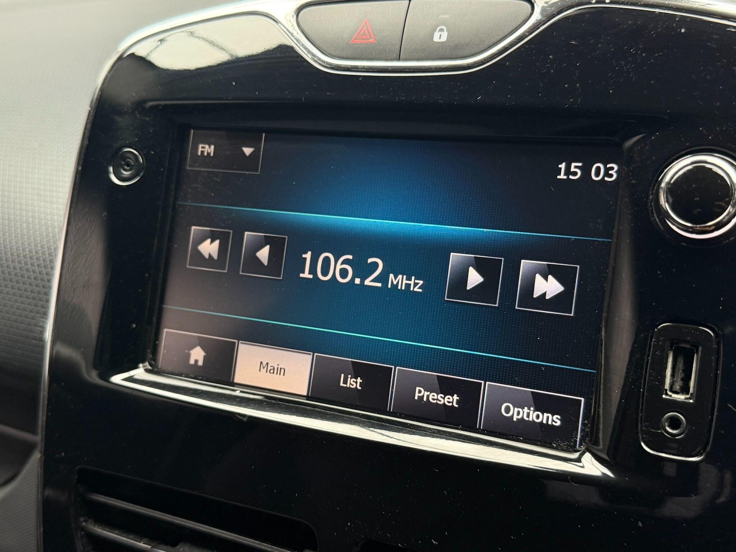 Used Renault Clio for sale - 78135498: Photo 41