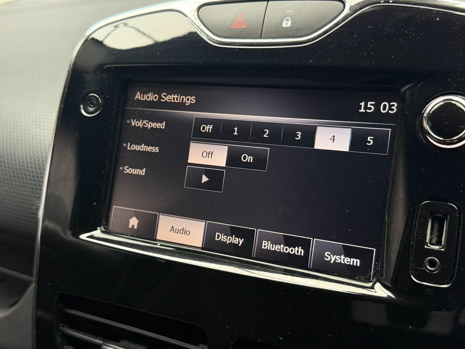 Used Renault Clio for sale - 78135498: Photo 46