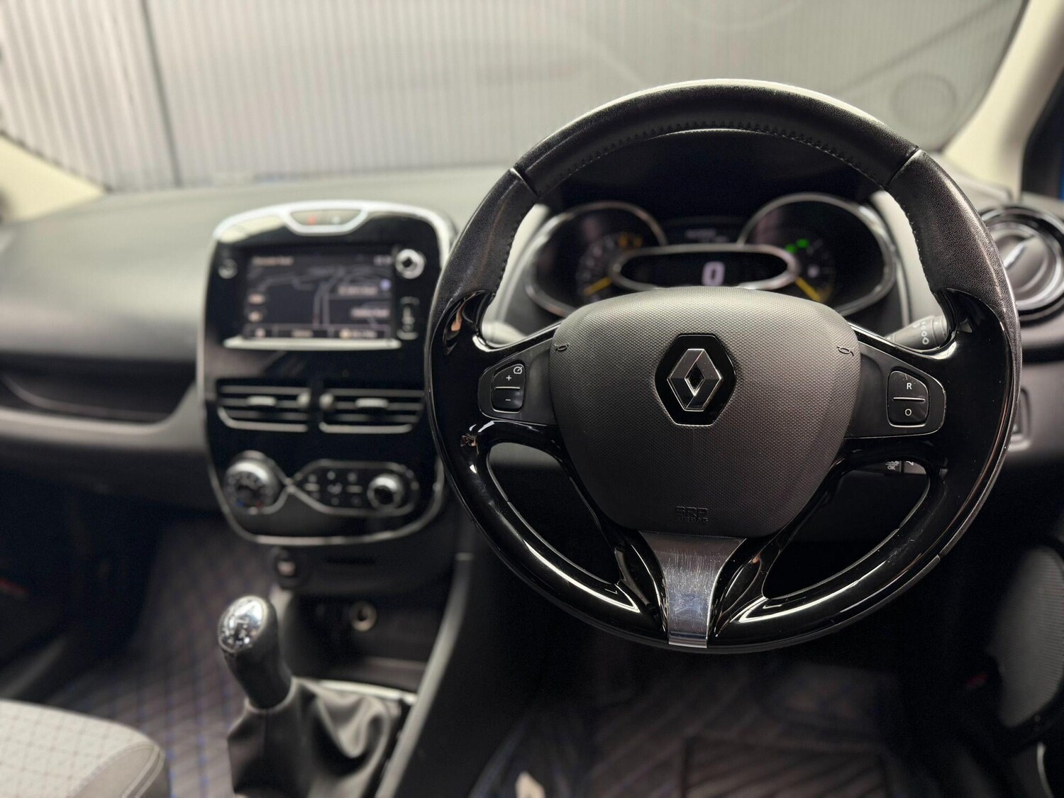 Used Renault Clio for sale - 78135498: Photo 52