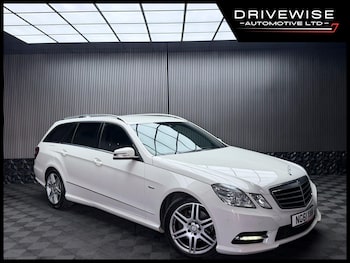 Used Mercedes-Benz E Class 2012 for sale - 79483962: Photo