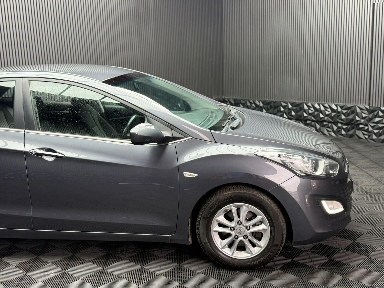Used Hyundai i30 2015 for sale - 76592950: Photo 8