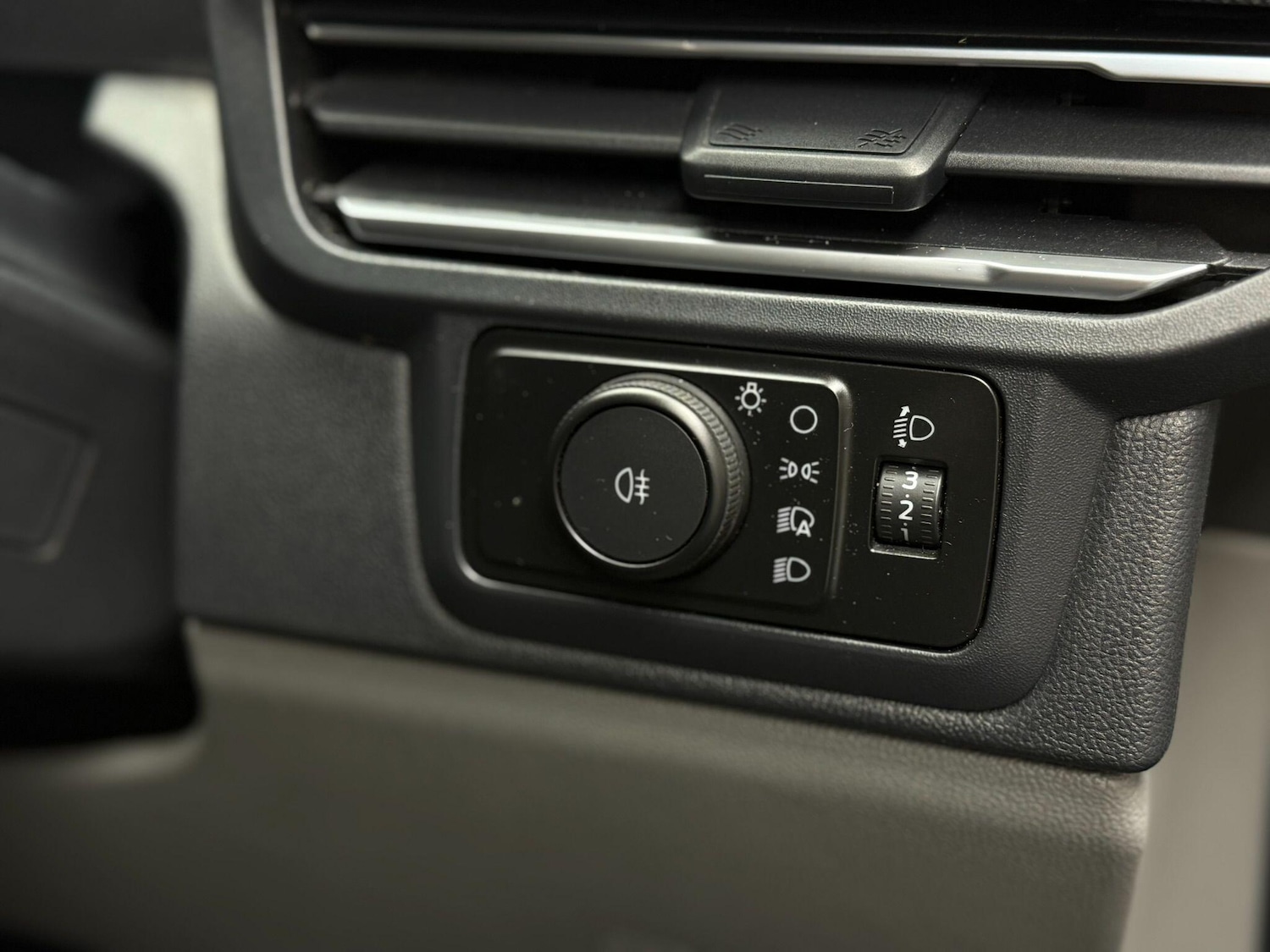 Used Ford Transit Custom 2024 for sale - 76633942: Photo 35