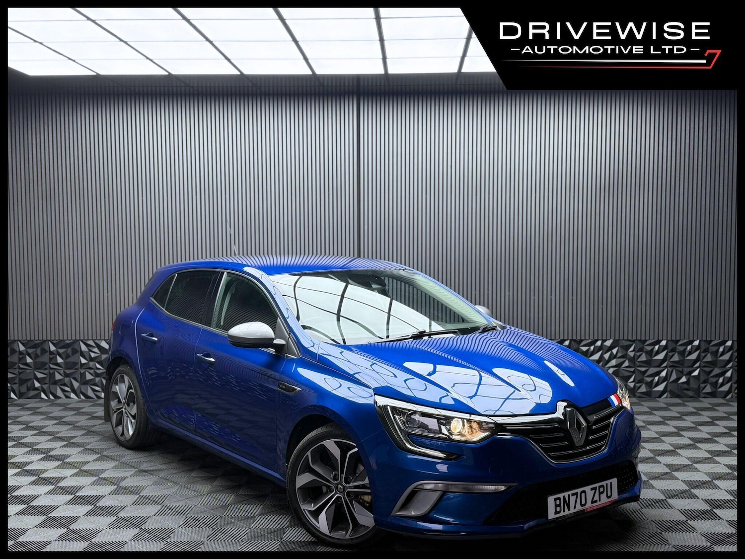 Used Renault Megane 2020 for sale - 76633899: Photo 1