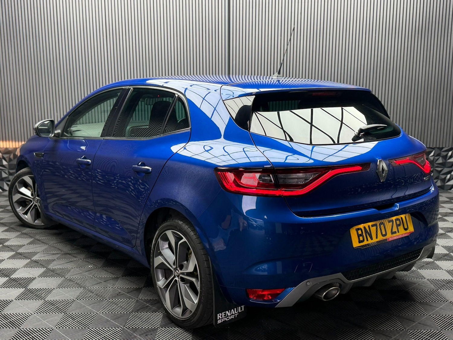 Used Renault Megane 2020 for sale - 76633899: Photo 15