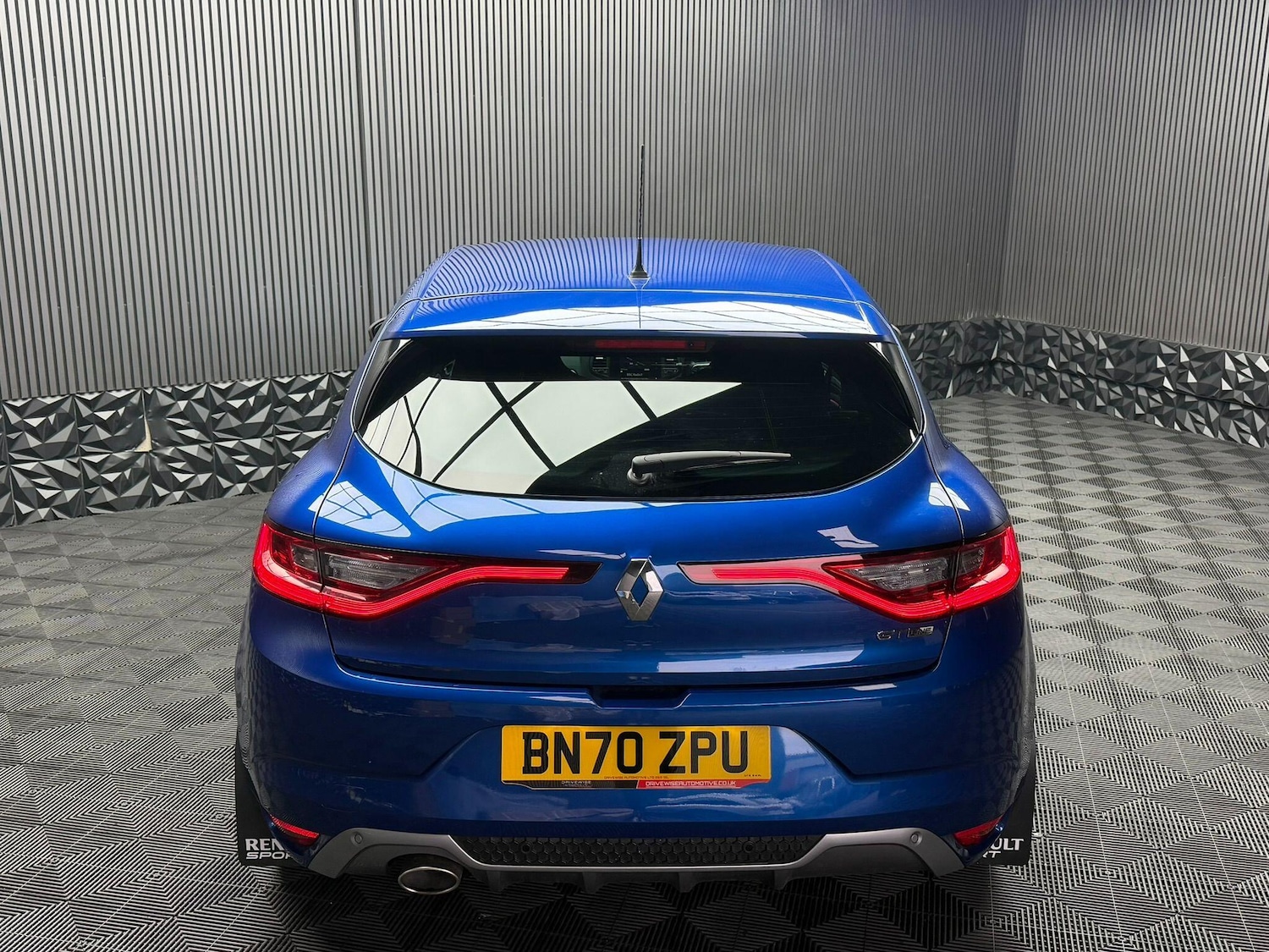 Used Renault Megane 2020 for sale - 76633899: Photo 19