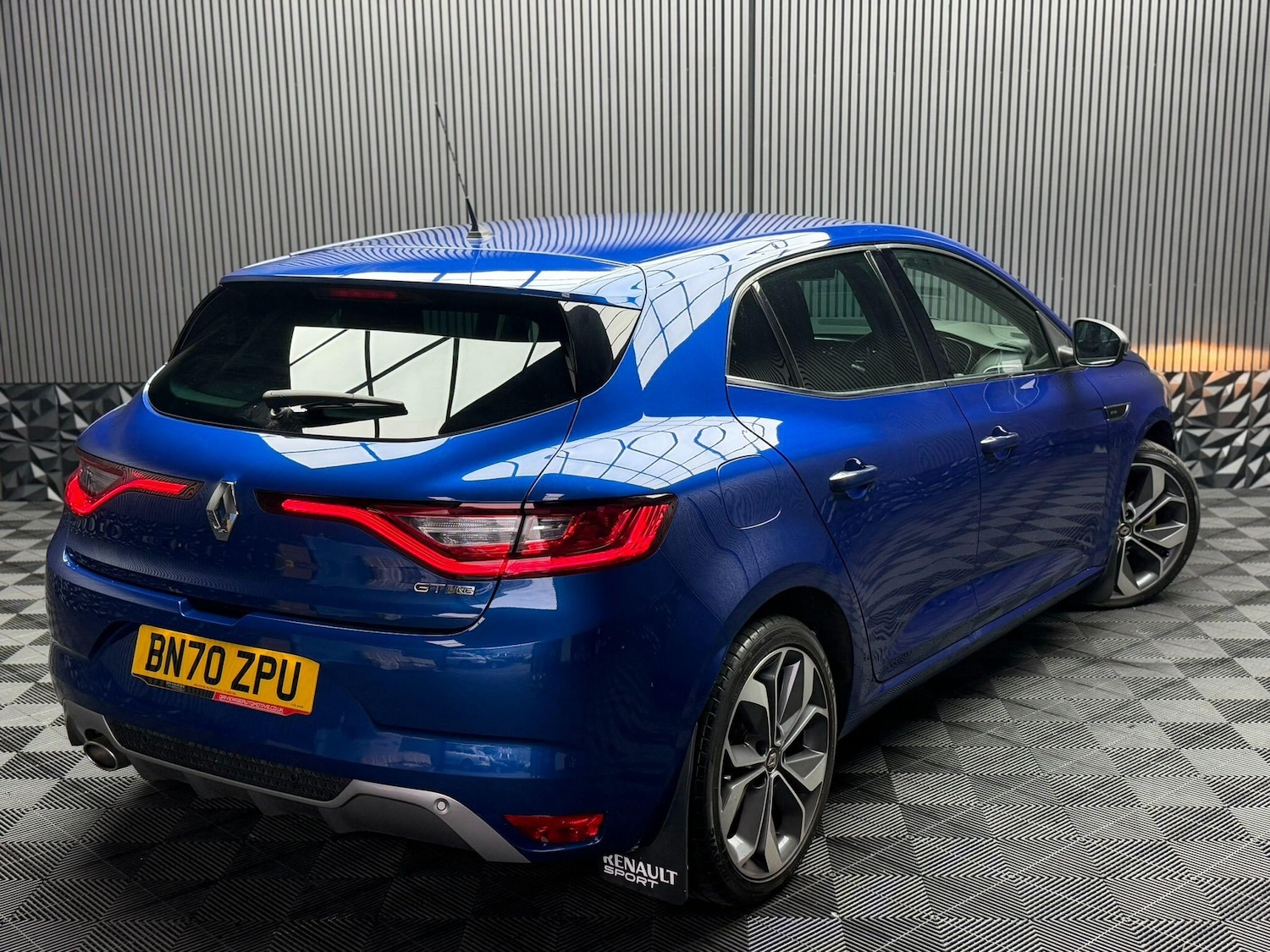 Used Renault Megane 2020 for sale - 76633899: Photo 22