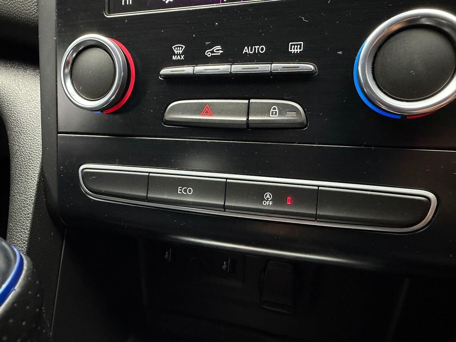 Used Renault Megane 2020 for sale - 76633899: Photo 27