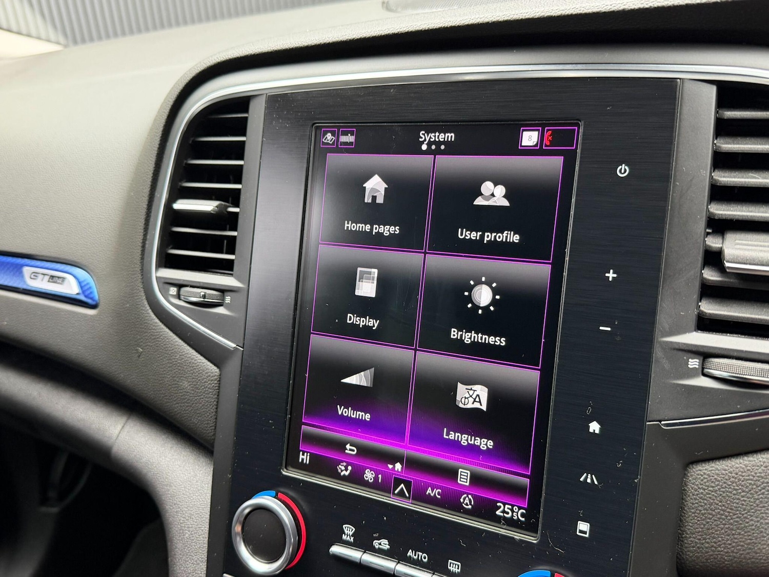 Used Renault Megane 2020 for sale - 76633899: Photo 37