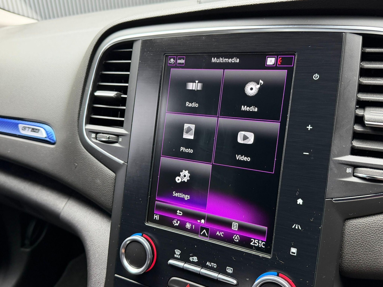 Used Renault Megane 2020 for sale - 76633899: Photo 43