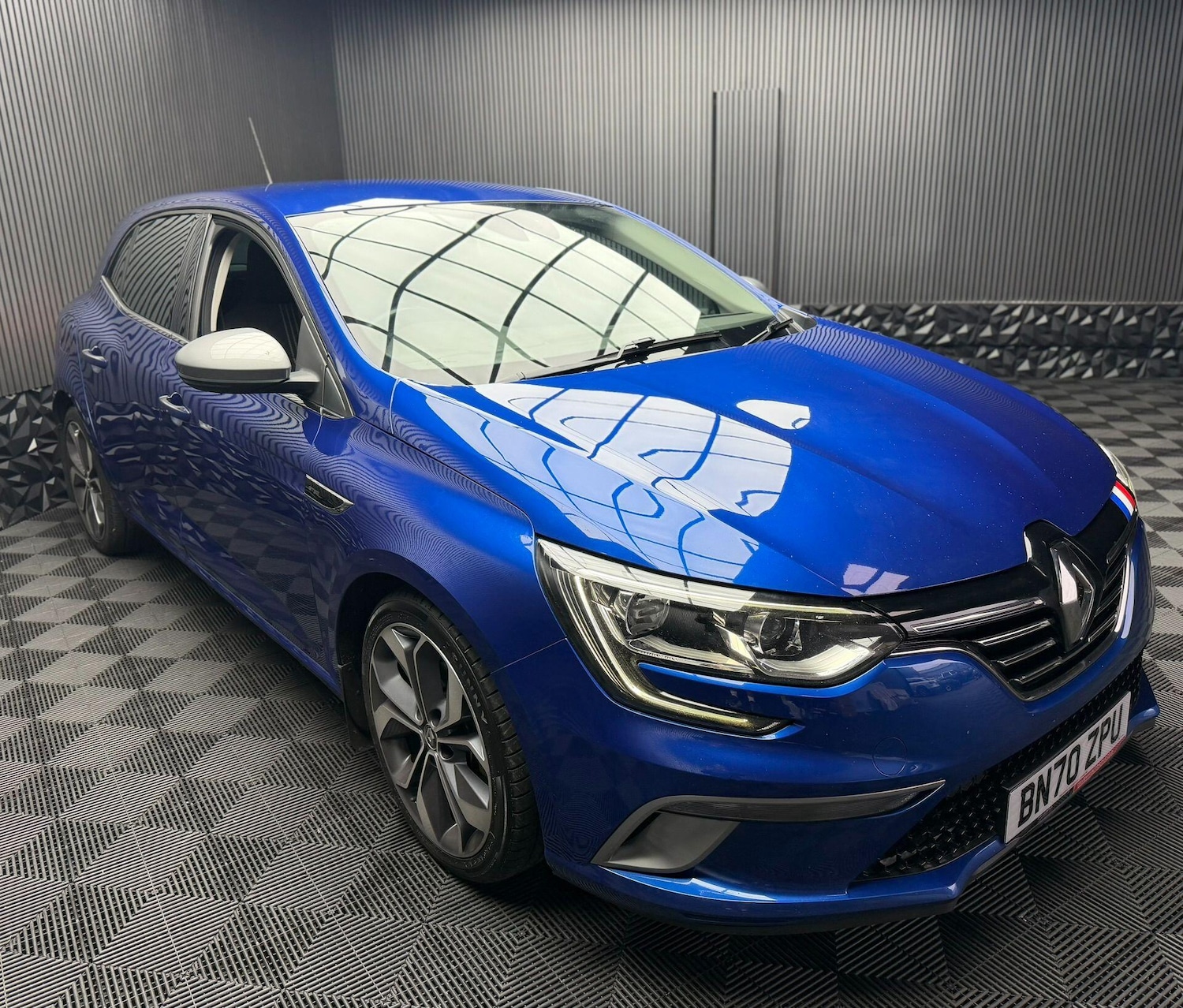 Used Renault Megane 2020 for sale - 76633899: Photo 9