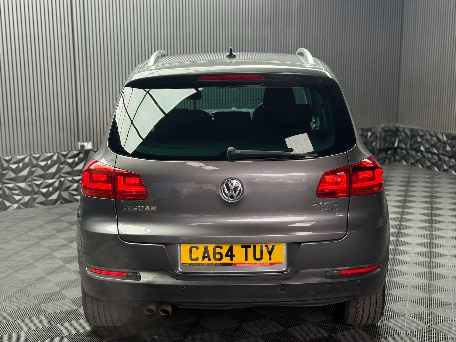 Used Volkswagen Tiguan 2015 for sale - 76592345: Photo 16