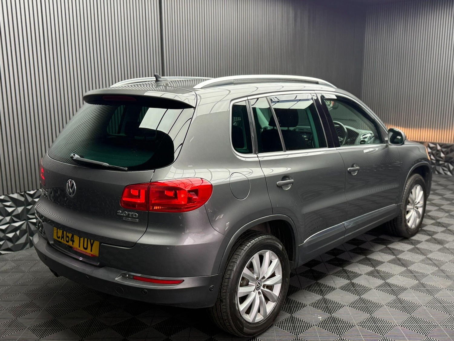Used Volkswagen Tiguan 2015 for sale - 76592345: Photo 18