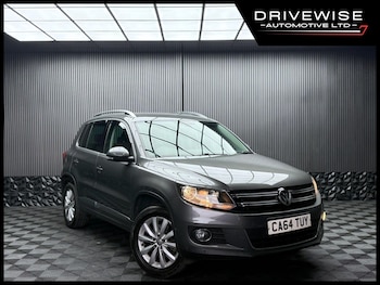 Volkswagen - Tiguan