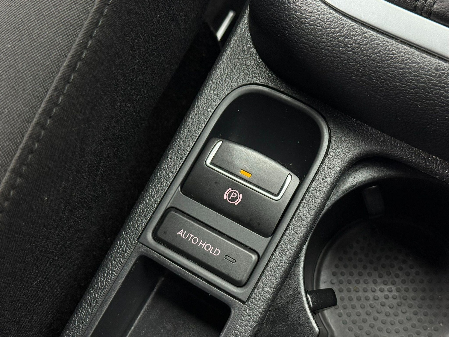 Used Volkswagen Tiguan 2015 for sale - 76592345: Photo 32