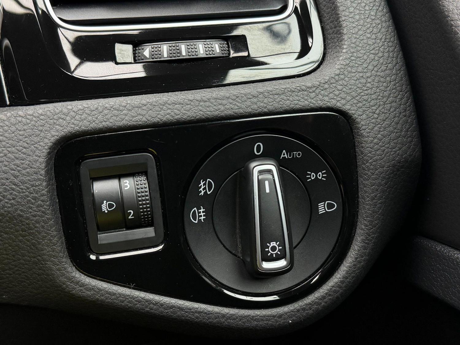 Used Volkswagen Golf for sale - 78135959: Photo 29