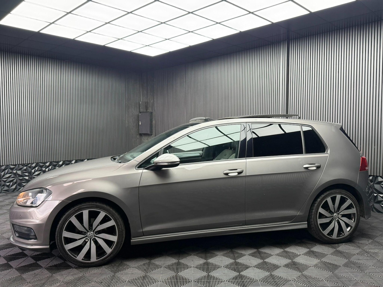 Used Volkswagen Golf for sale - 78135959: Photo 5