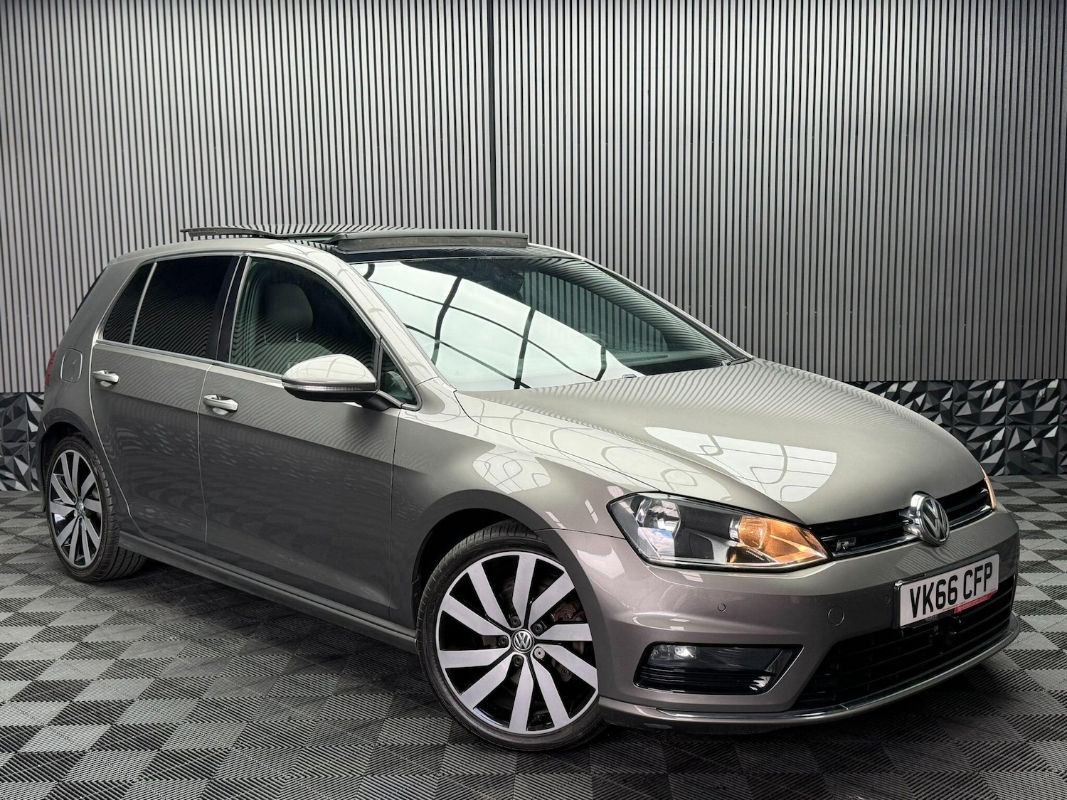 Used Volkswagen Golf for sale - 78135959: Photo 7