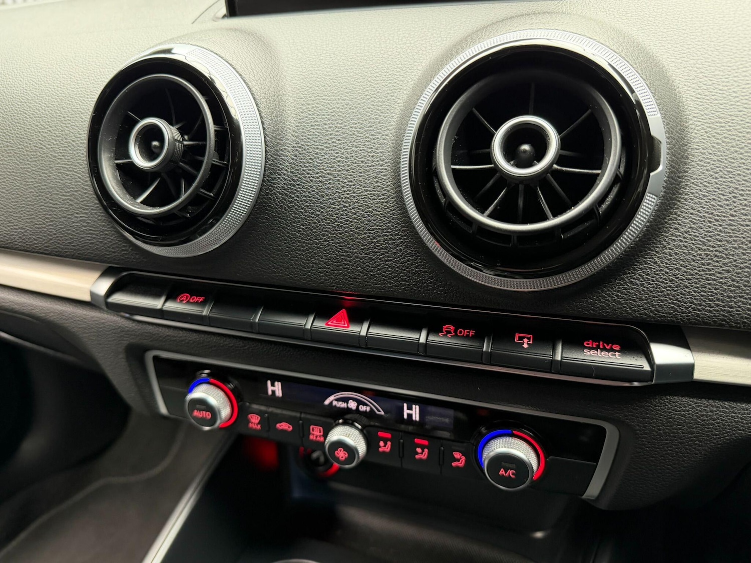 Used Audi A3 2016 for sale - 77377285: Photo 31