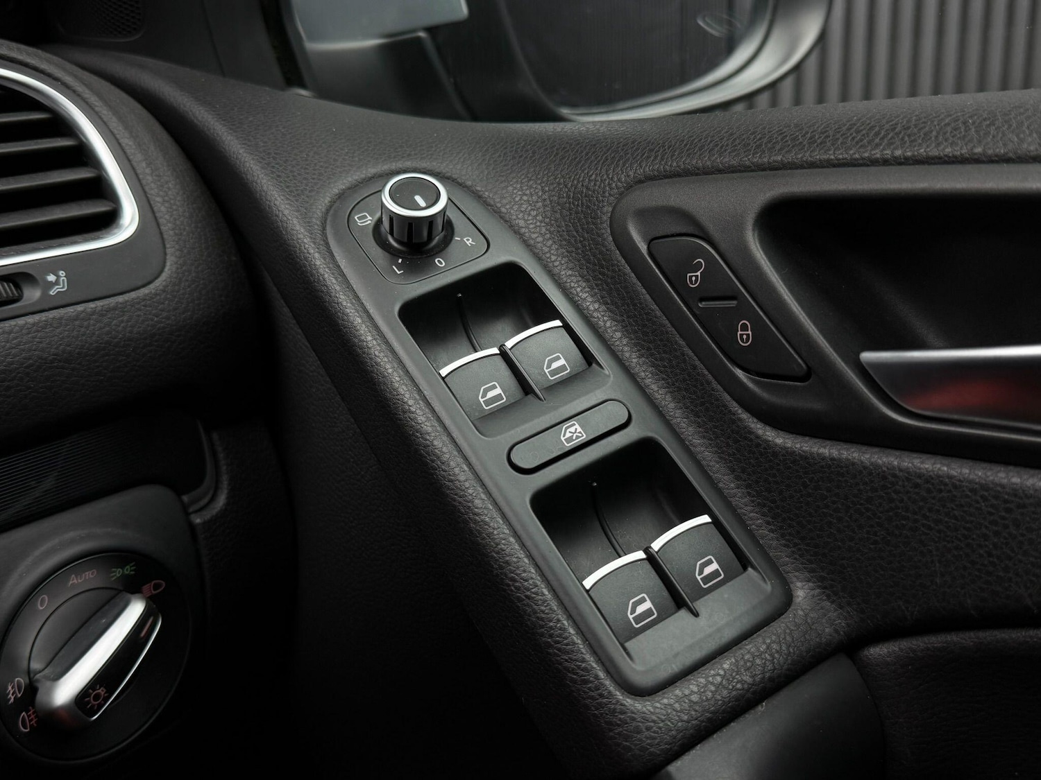 Used Volkswagen Golf for sale - 78135806: Photo 25