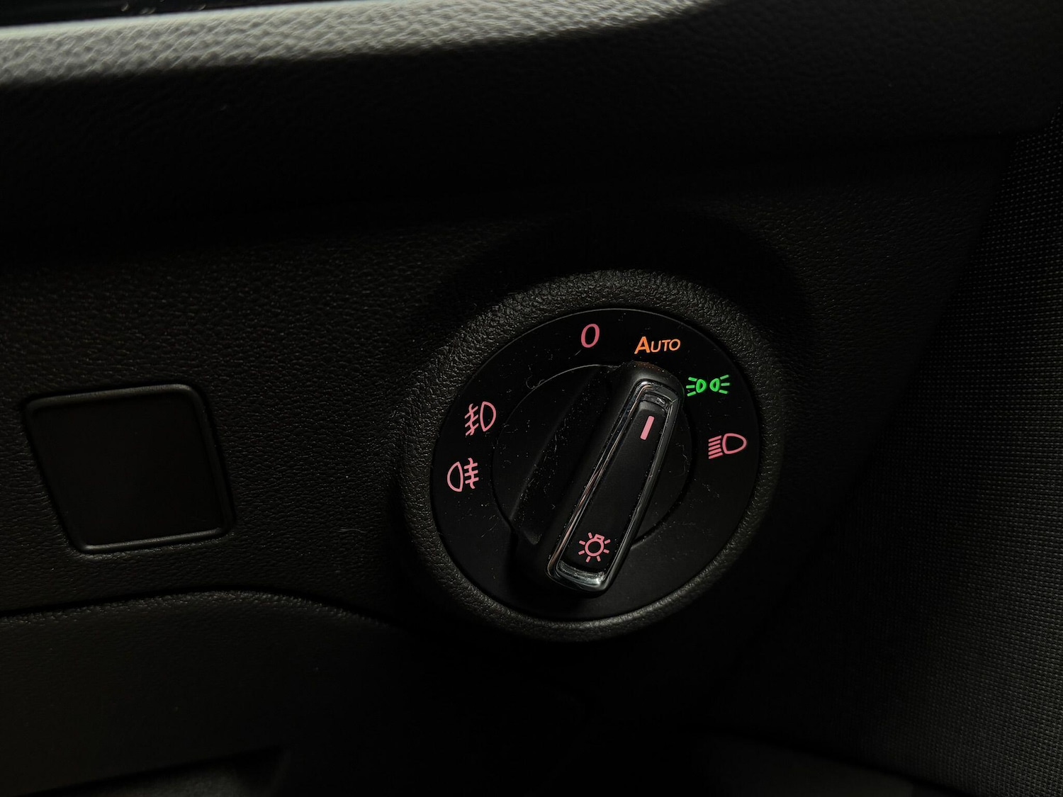 Used SEAT Leon 2018 for sale - 76632908: Photo 27