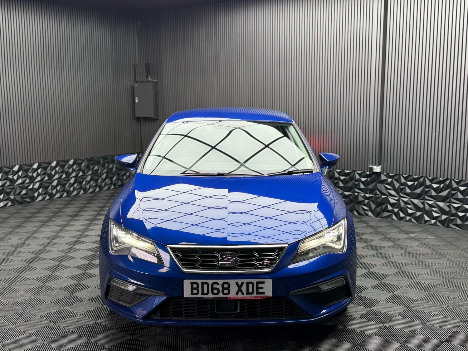 Used SEAT Leon 2018 for sale - 76632908: Photo 3