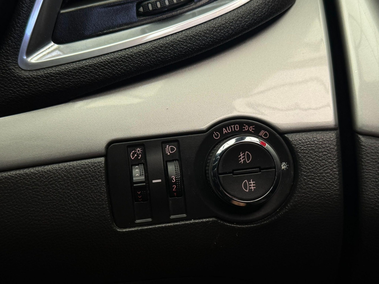 Used Vauxhall Mokka 2015 for sale - 77645759: Photo 21