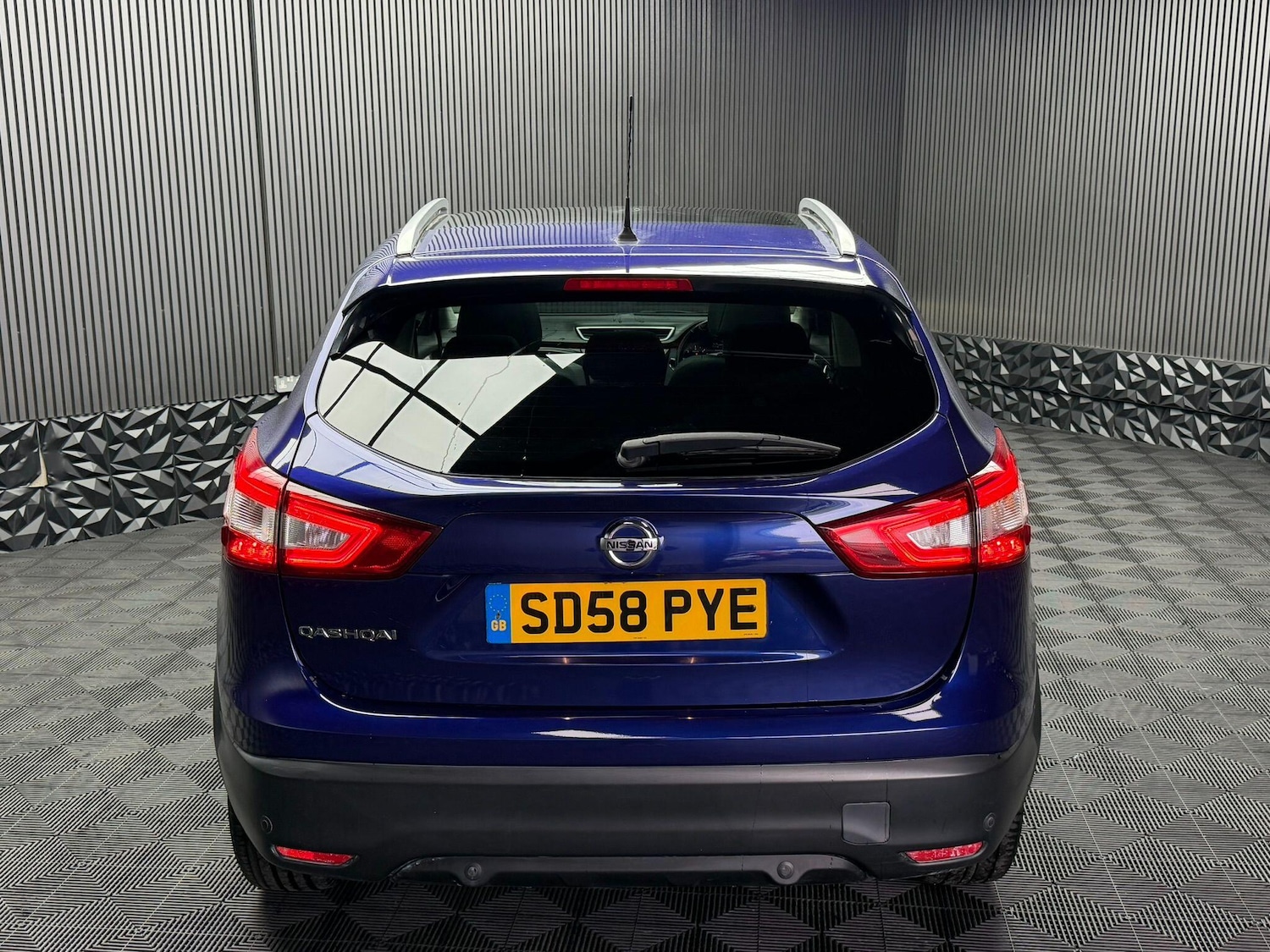 Used Nissan Qashqai 2016 for sale - 77054061: Photo 13