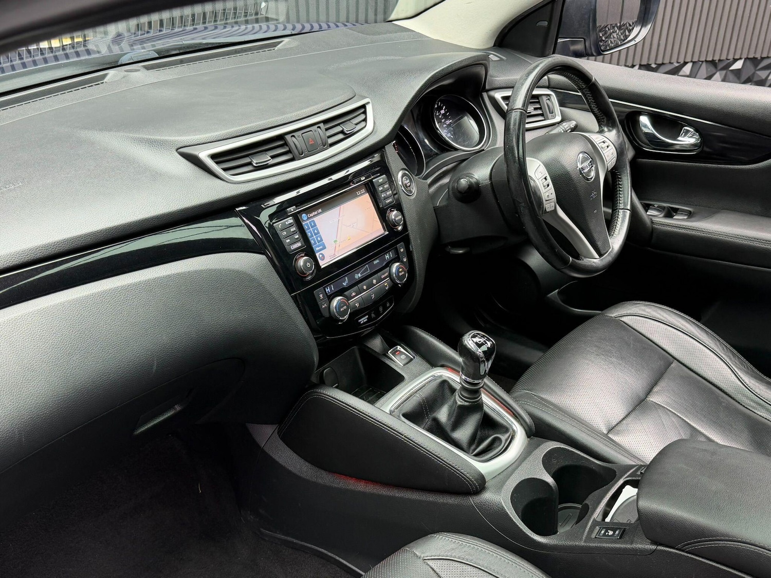 Used Nissan Qashqai 2016 for sale - 77054061: Photo 17