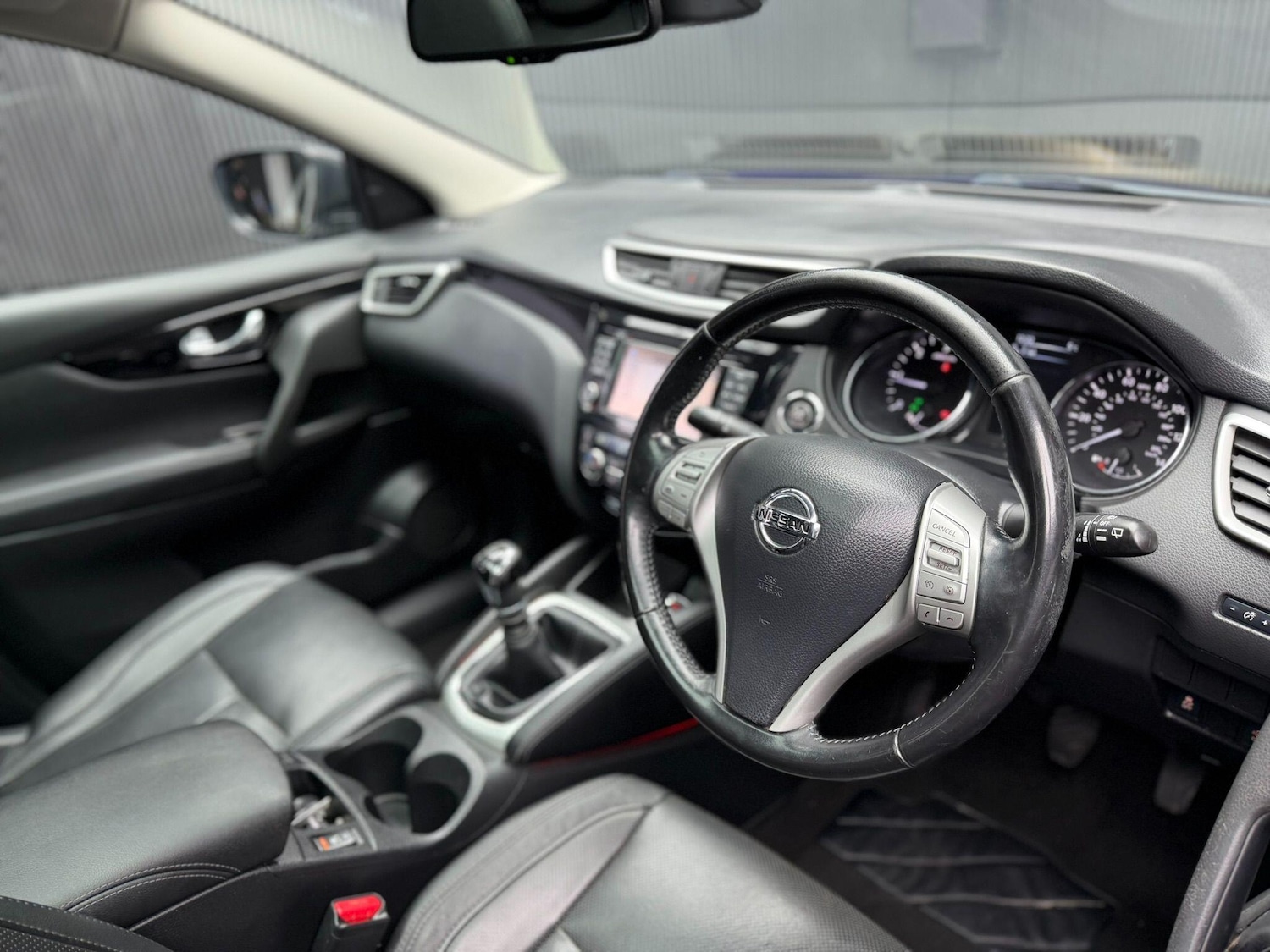 Used Nissan Qashqai 2016 for sale - 77054061: Photo 18