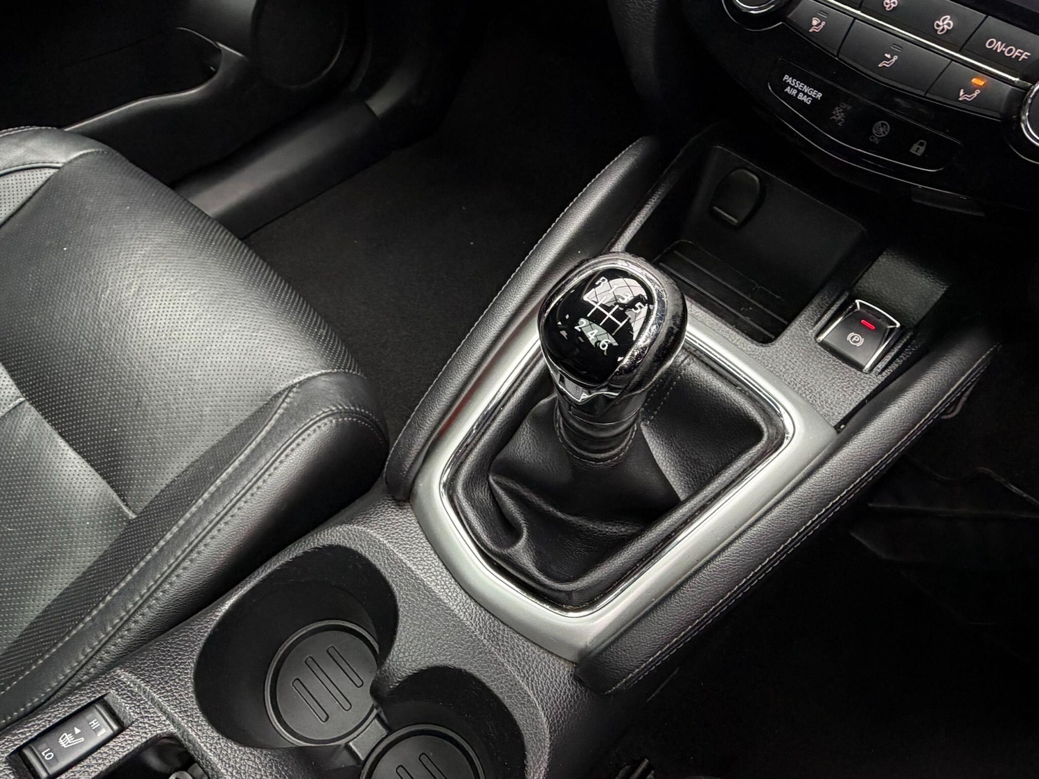 Used Nissan Qashqai 2016 for sale - 77054061: Photo 19