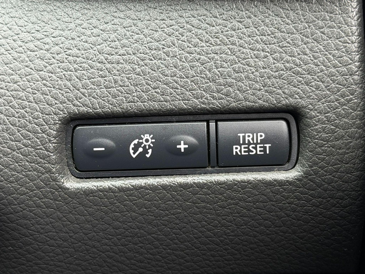 Used Nissan Qashqai 2016 for sale - 77054061: Photo 23